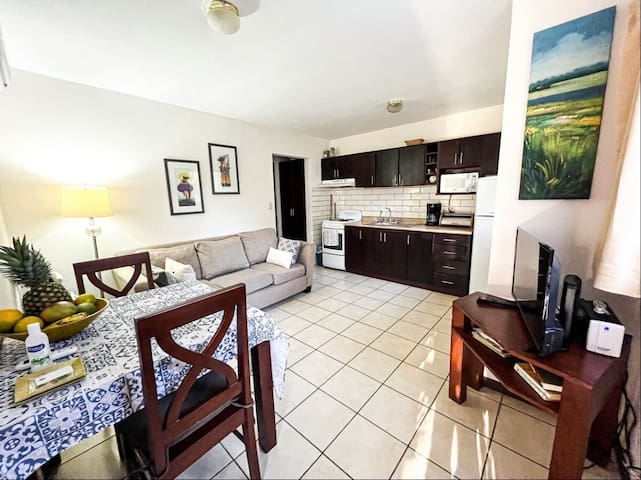 Flat surrounded by beautiful gardens and pool