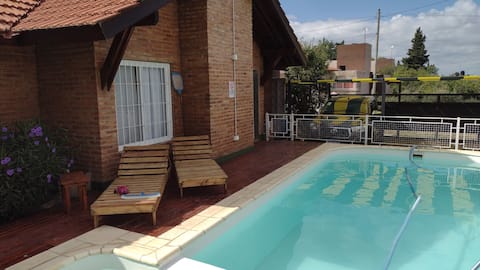 Top Airbnb: Chalet la palmera Heated Jacuzzi en Junín