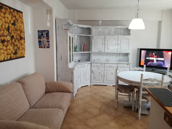 Giotto House, Vicinanze Mare, 4 Persone, P.terra - Cecina