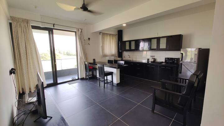 Kitchenette image 4