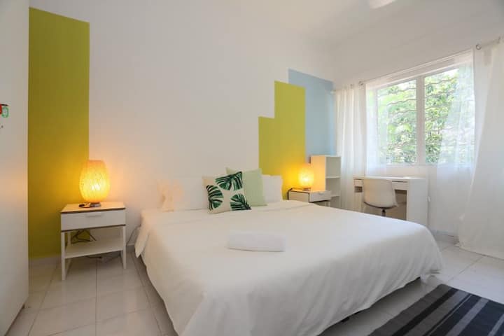 4-br House Holland Village,5 Mins To Amenities - Singapore