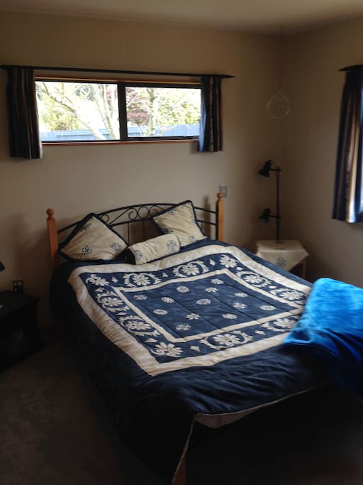 Private double bedroom