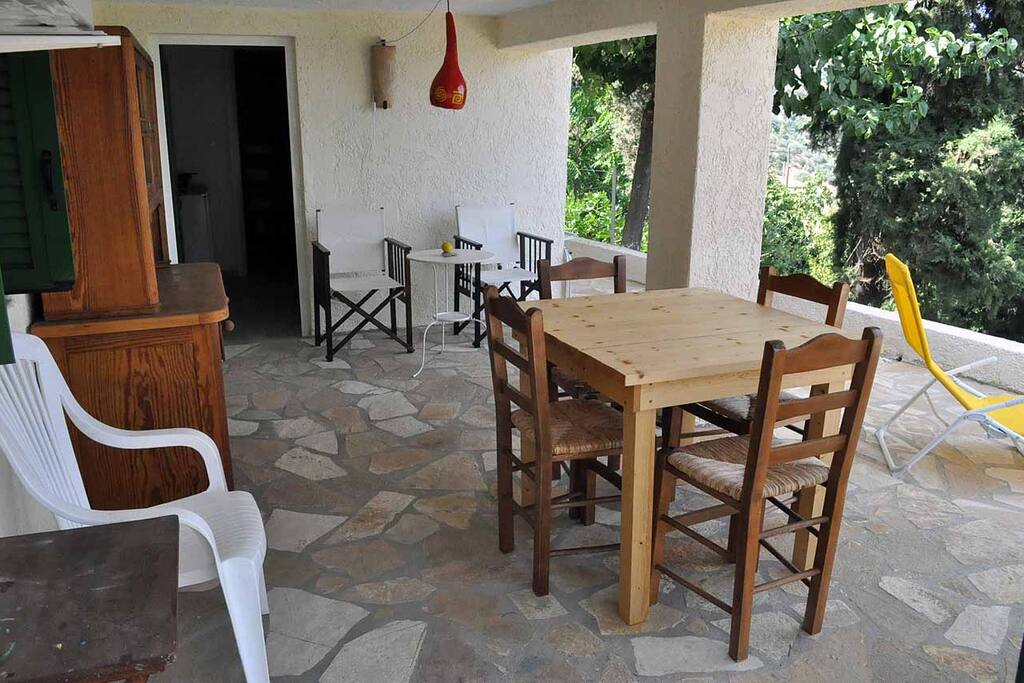 Die Terrasse der Ferienwohnung