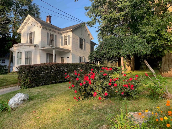 Village of Millbrook Spacious Yet Cozy Home Houses for Rent in Millbrook, New York, United