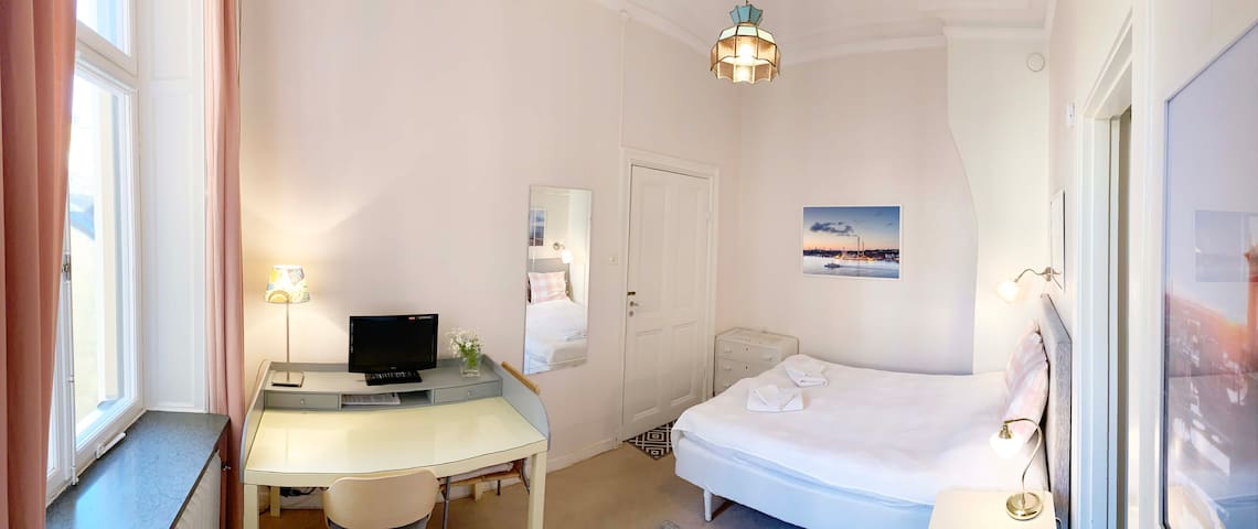 Cozy & quiet studio in a superb city location