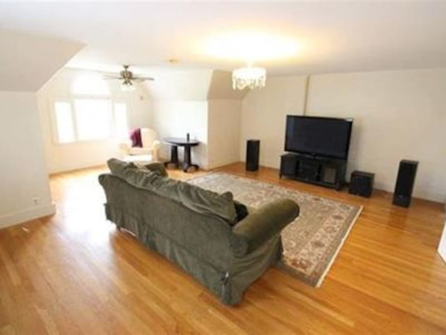 Your own private TV room and office/desk/wifi