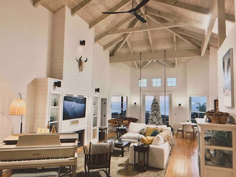 Top Airbnb: The Fletch Inn in Kaiminani