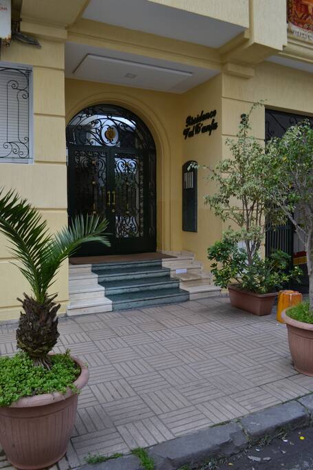 Bâtiment - Entrée