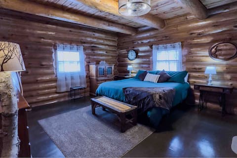 Mule Deer Ridge 2 King Bed's