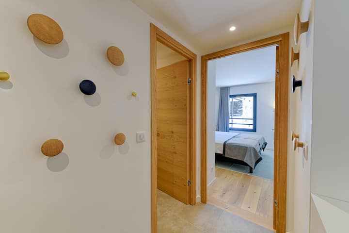 דירה: הכניסה