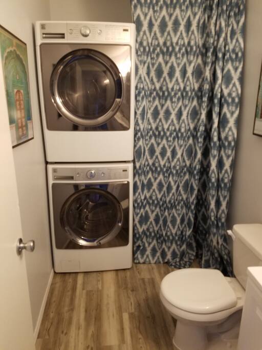Bathroom downstairs