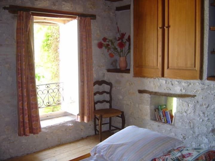 Dhomë gjumi 4