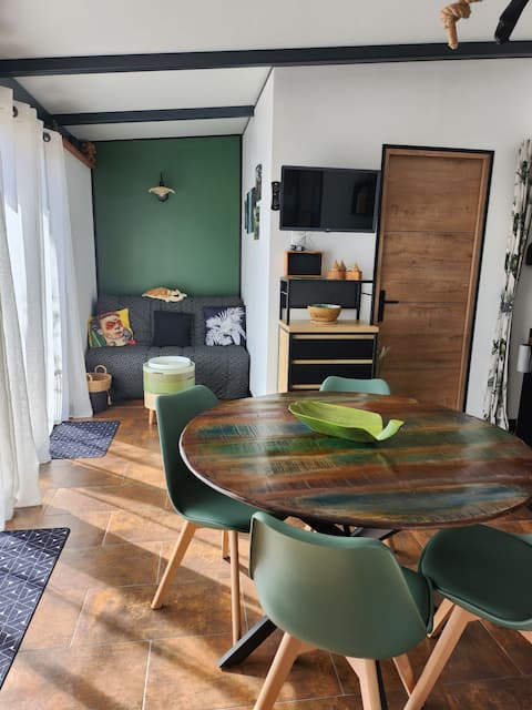 Airbnb performant: Air-conditioned house 400 m from the Côte de Jade beach à La Bernerie En Retz