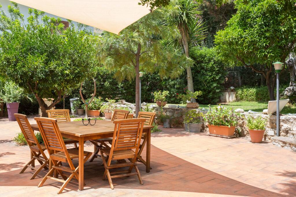 giardino ed arredi esterni
garden and external furnitures