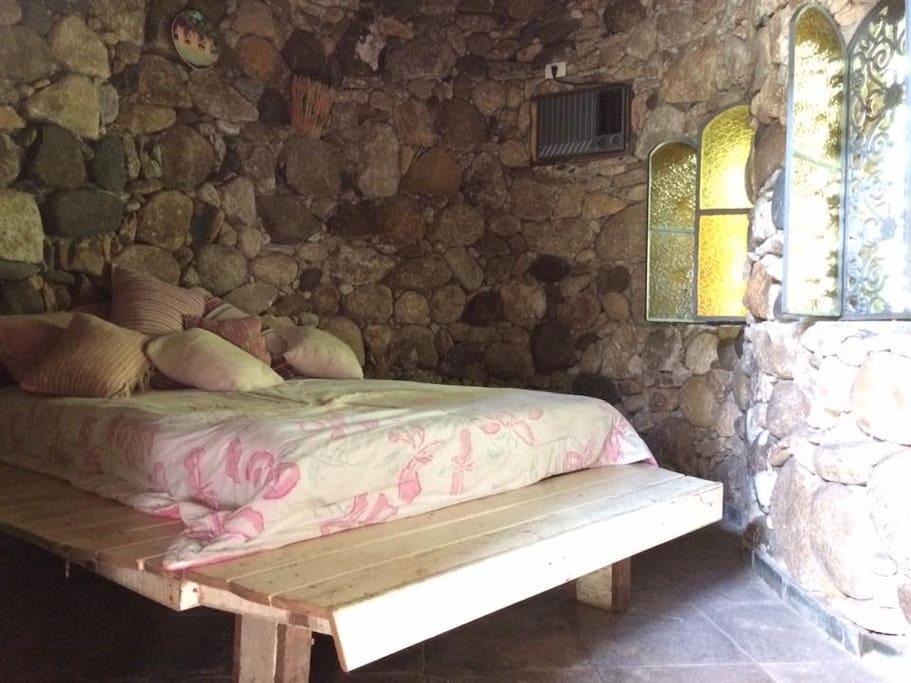 Cama