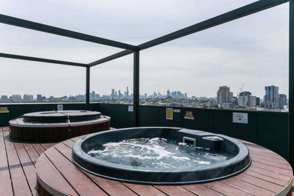 Roof top spa