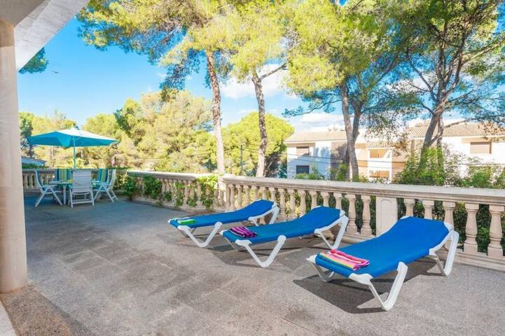 Villa Marta, a fantastic holiday home by the sea gallery image 5