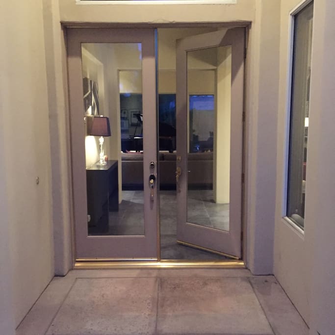 Welcome to La Mirage--Front Door!