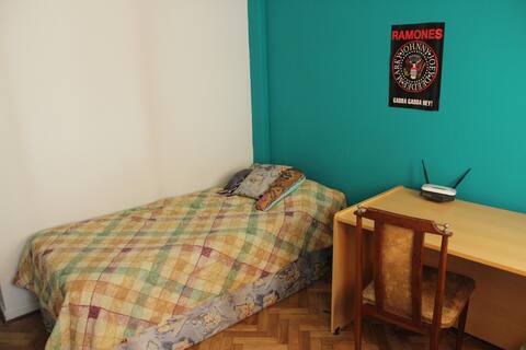 Cómoda habitación cerca de Congreso y Obelisco