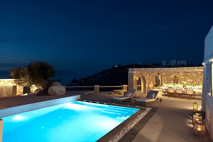 Mykonos Cloud White Villa gallery image 3