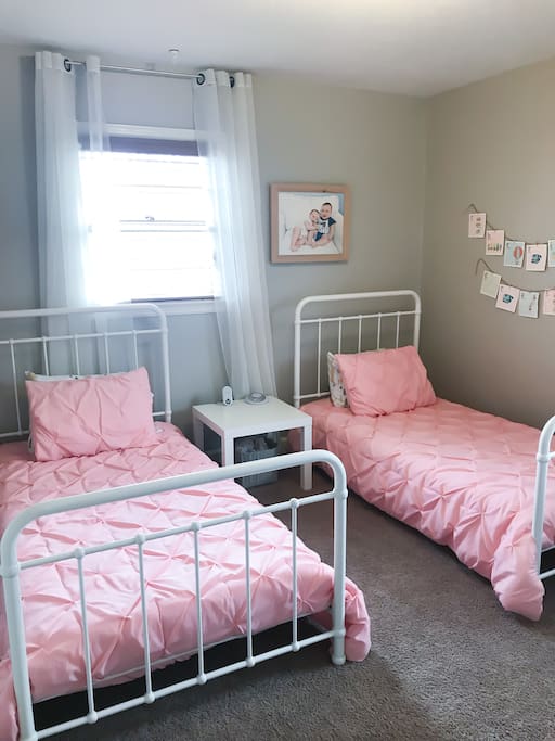 Main Floor Bedroom 2 (Two Twin Beds)