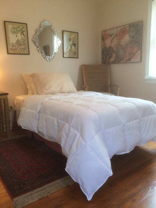 Queen Bed in second bedroom