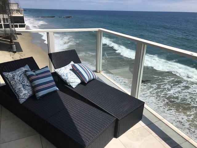 Sunrise Malibu Road Beachfront Penthouse celebrity gallery image 4