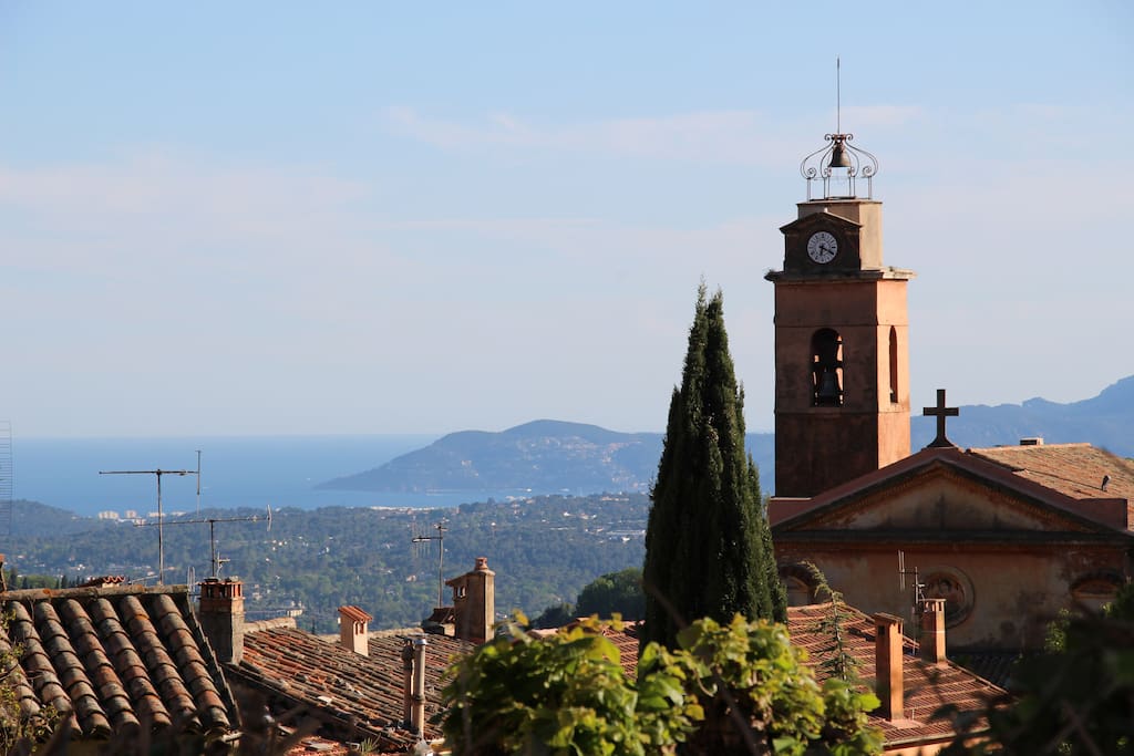 Magagnosc, balcon au-dessus de la Méditerranée