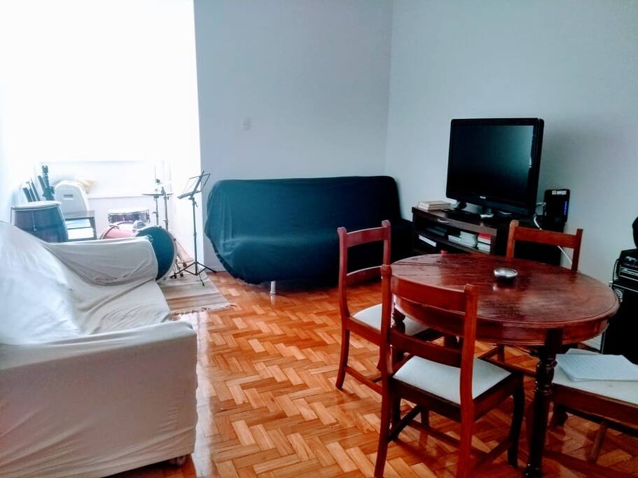 Sala de estar / Living room