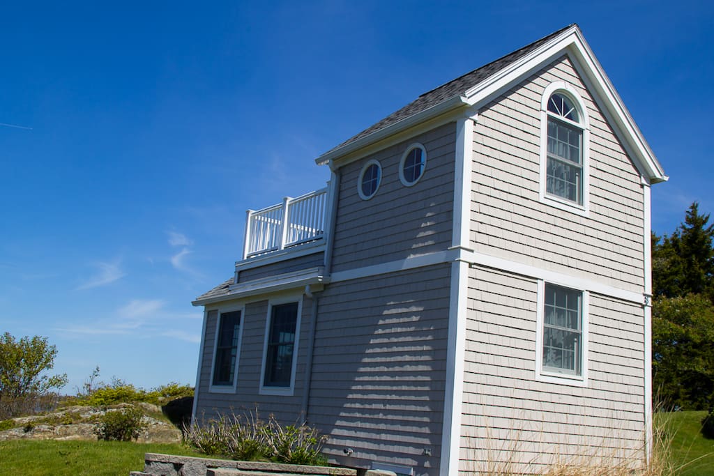 Rear view of cottage facing the main road.