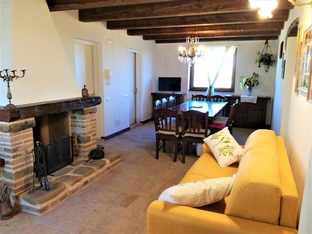 Casale San Martino Agriturismo Bio Downstairs