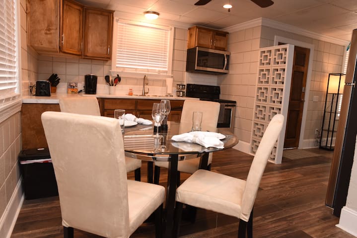 Airbnb Statesboro Vacation Rentals Places To Stay Georgia