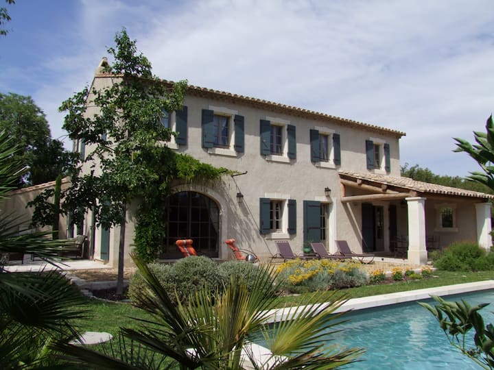 A French Country Estate - Saint-Rémy-de-Provence