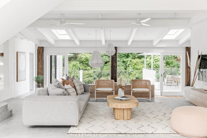 Noa by the Beach – Little Cove with Heated Pool