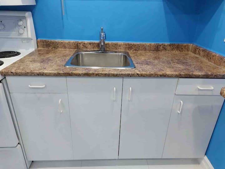 Cheerful Home 1 Br Private Suite - Brampton