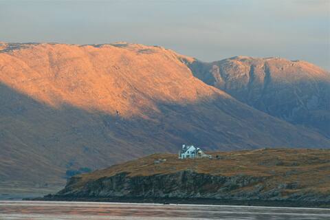 EAGLE ROCK Luxury Eco-Lodge, Applecross