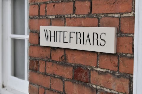 Whitefriars - a beautiful family holiday home