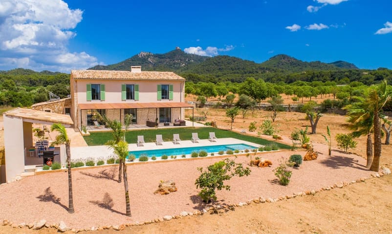 Son Bennassar 2.0 (Fantástica finca moderna)