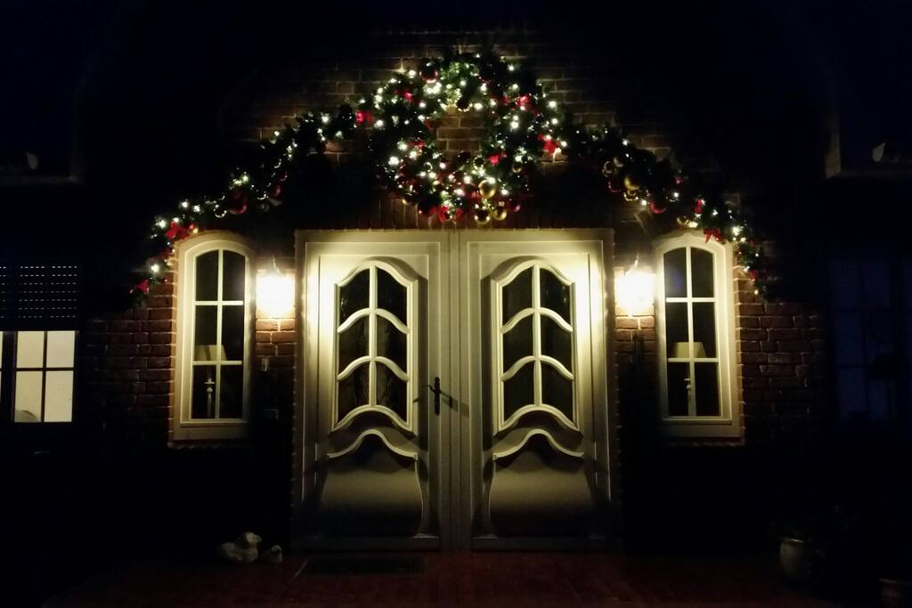 Weihnachtliche Stimmung auf dem Leutnantshof.