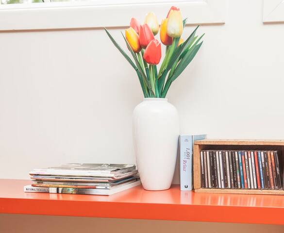 Lone Pine House – business, family, groups, pets gallery image 4