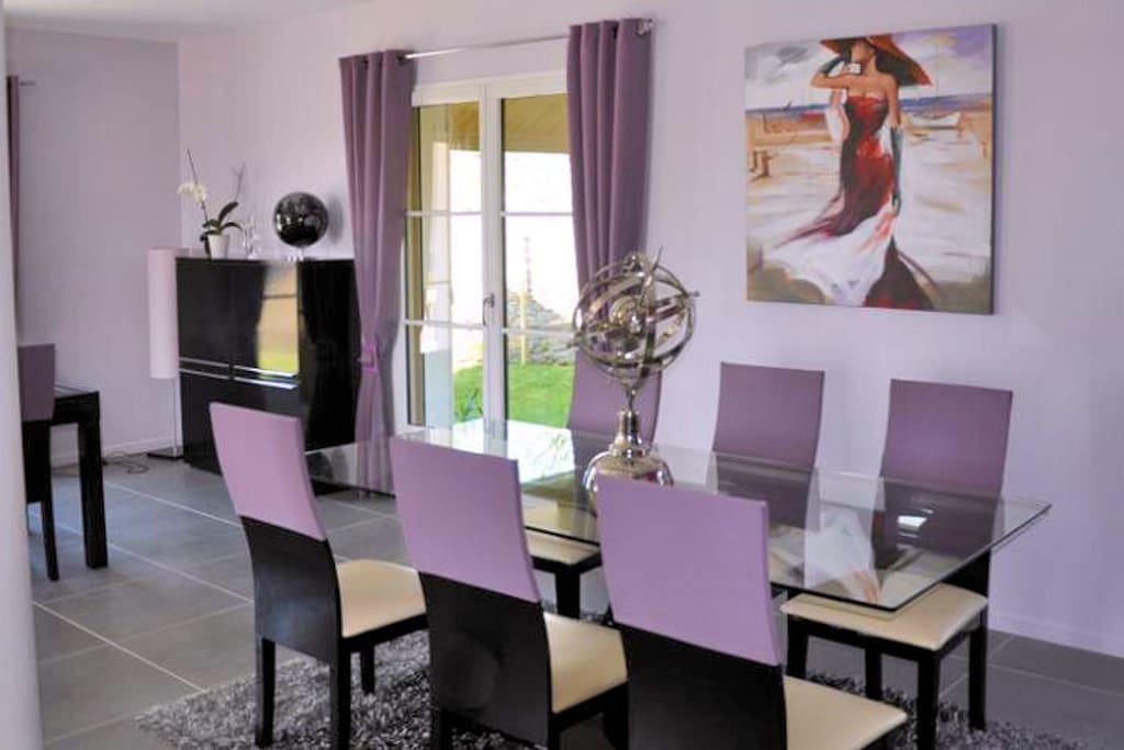 Salle petits déjeuners
