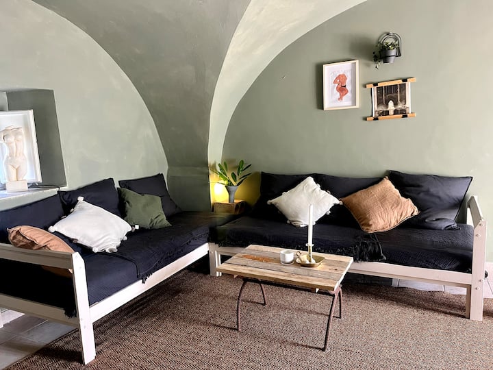 Rustikt Hus Med Fantastisk Utsikt öVer Bergen - Abruzzo