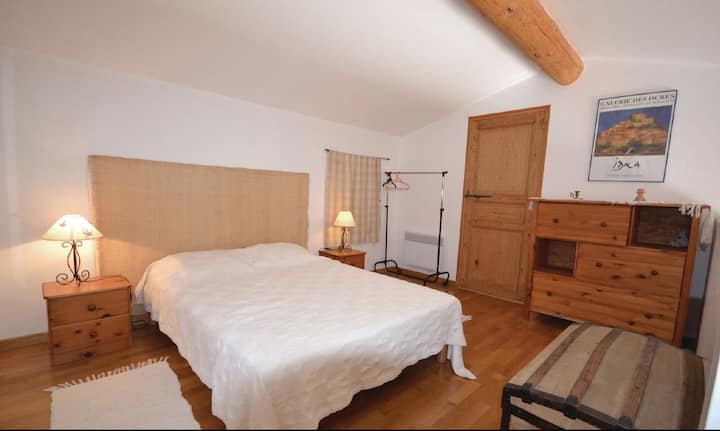 غرفة النوم 2 على الميزان