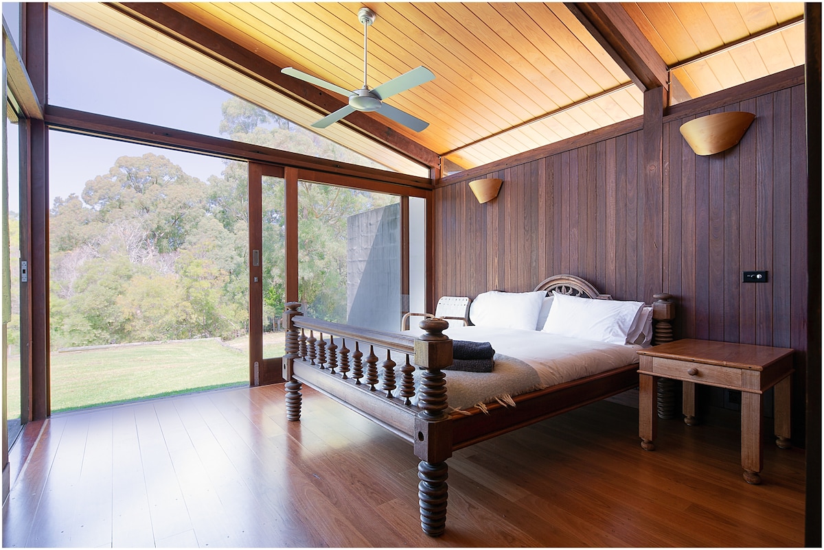 בית האגם חדר שינה המלכה 2 עם נוף לאגם