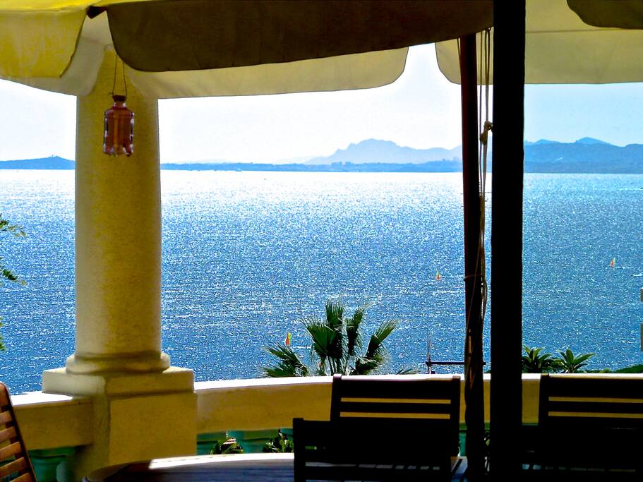 Living room terrace