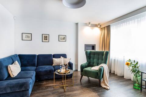 Old Town Apartments LD • Grand View