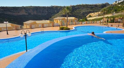 Sunny, family friendly apartment