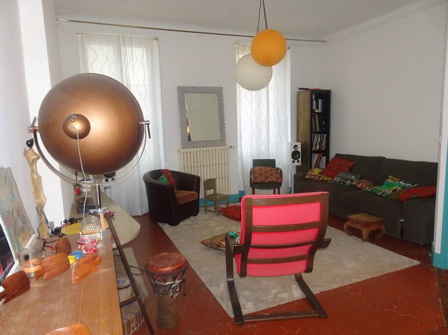 Salon (canapé lit queen size)