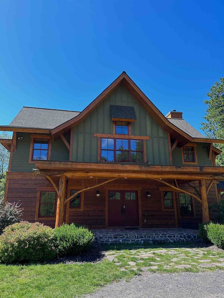 Lodge Home on Tech Trails