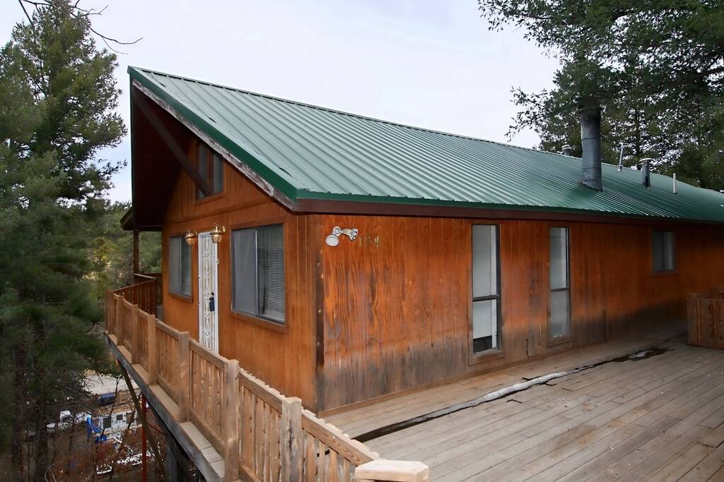 Mountain Retreat Cabin - Cozy Cabins Real Estate, LLC